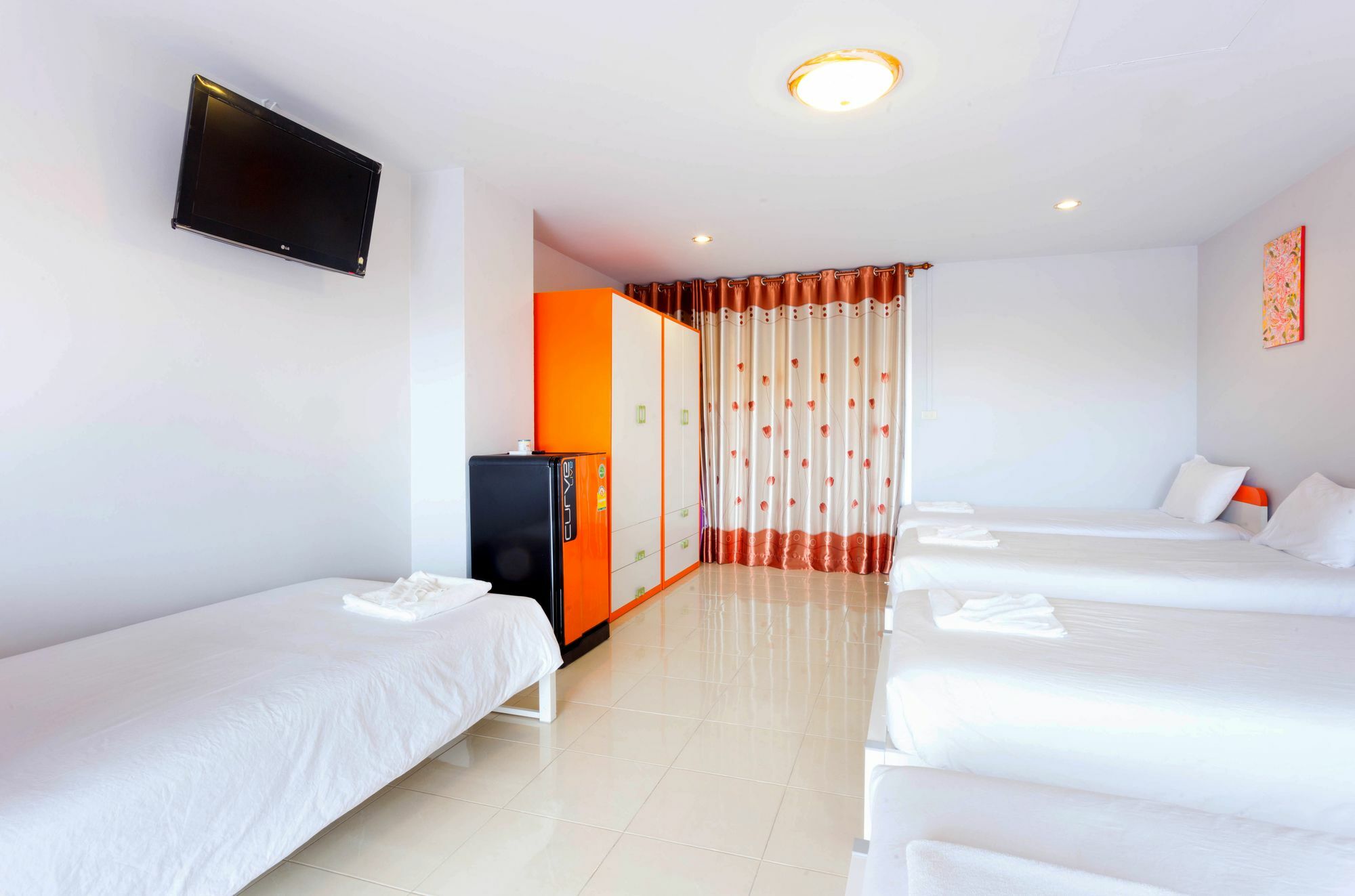 Luna Guesthouse And Travel Rawai ภายนอก รูปภาพ