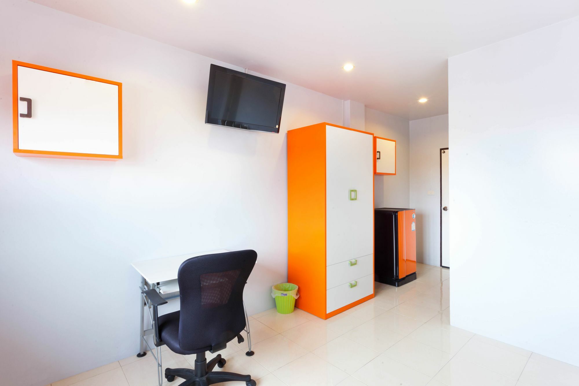 Luna Guesthouse And Travel Rawai ภายนอก รูปภาพ