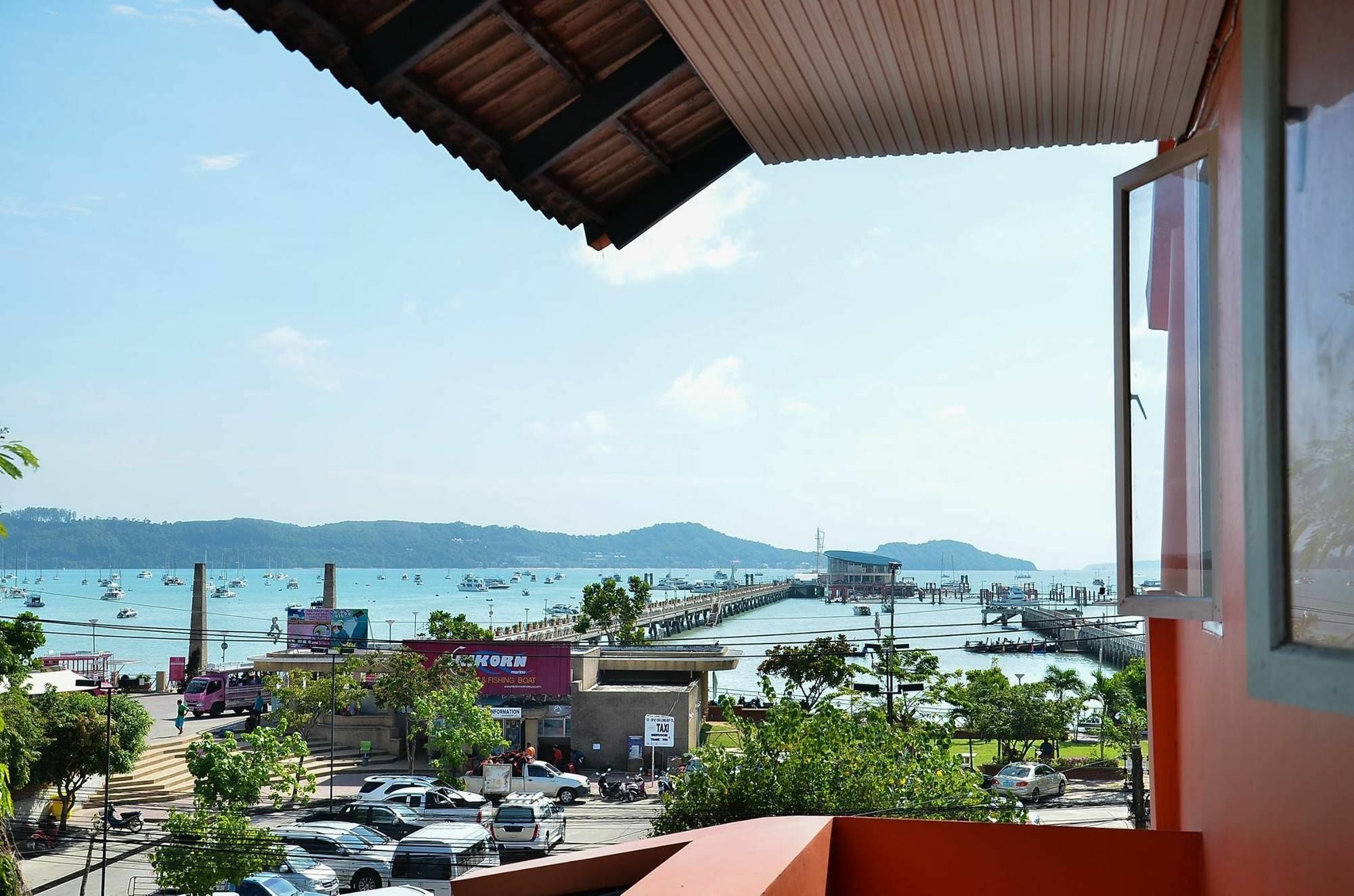 Luna Guesthouse And Travel Rawai ภายนอก รูปภาพ