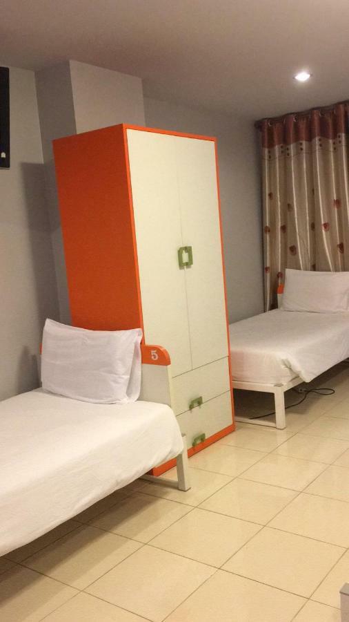 Luna Guesthouse And Travel Rawai ภายนอก รูปภาพ